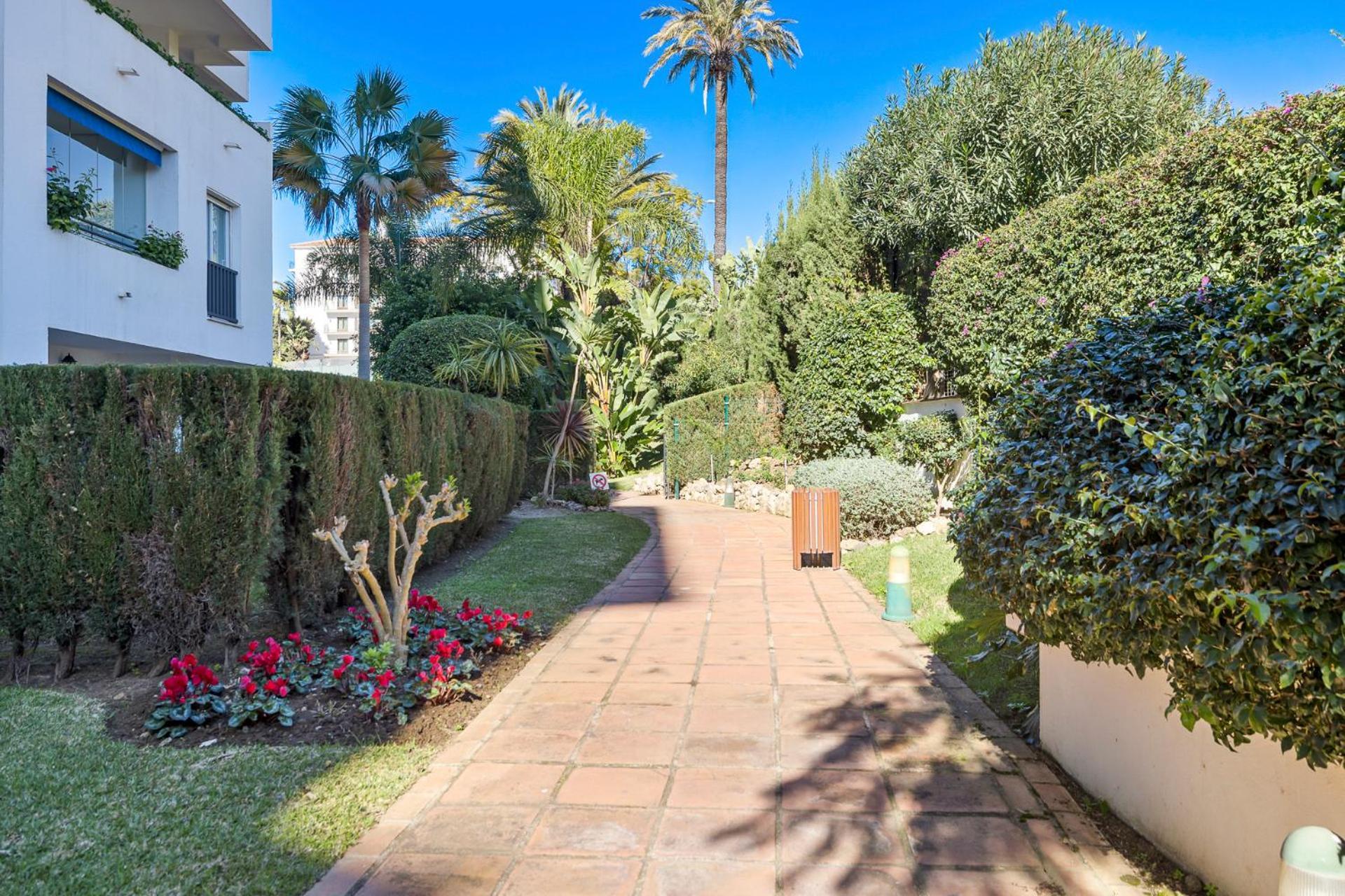 Charming And Spacious Apartment In Medina Garden - Puerto Banus Μαρμπέλλα Εξωτερικό φωτογραφία